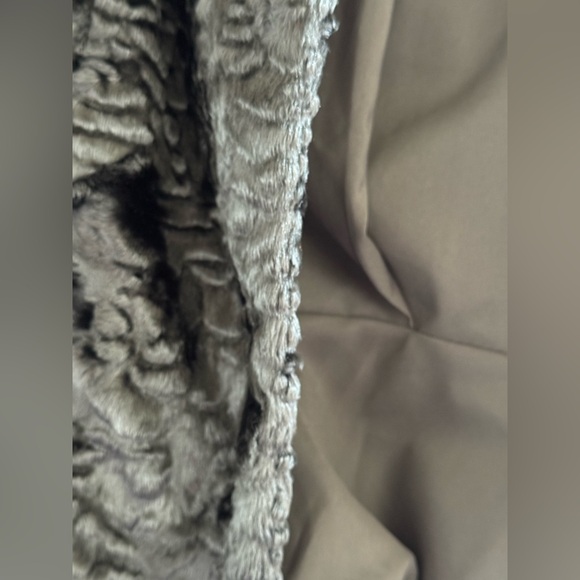 White House Black Market WHBM faux Persian lamb fur jacket XS Black Grey - Picture 7 of 15